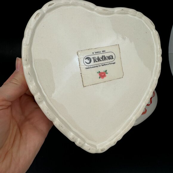 Vtg Teleflora Ceramic Heart Shaped Trinket Box w Lid Red Roses Flower Red Ribbon - Picture 10 of 13